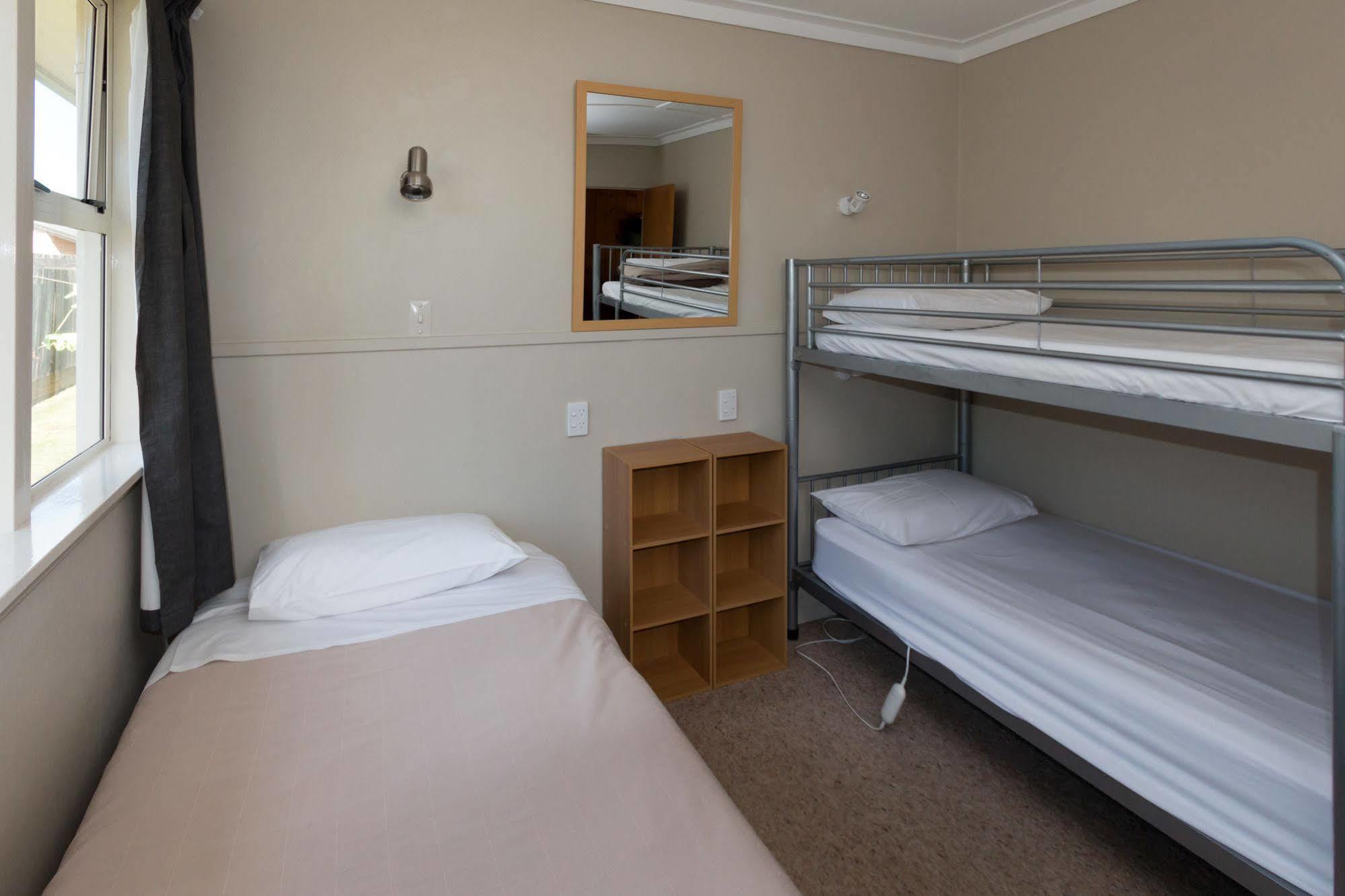 Santa Maria Motel Роторуа Екстер'єр фото